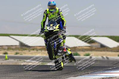 media/Aug-03-2025-TrackDaz (Sun) [[bf4a71acf9]]/B Group/1220pm (Wheelie Bump)/